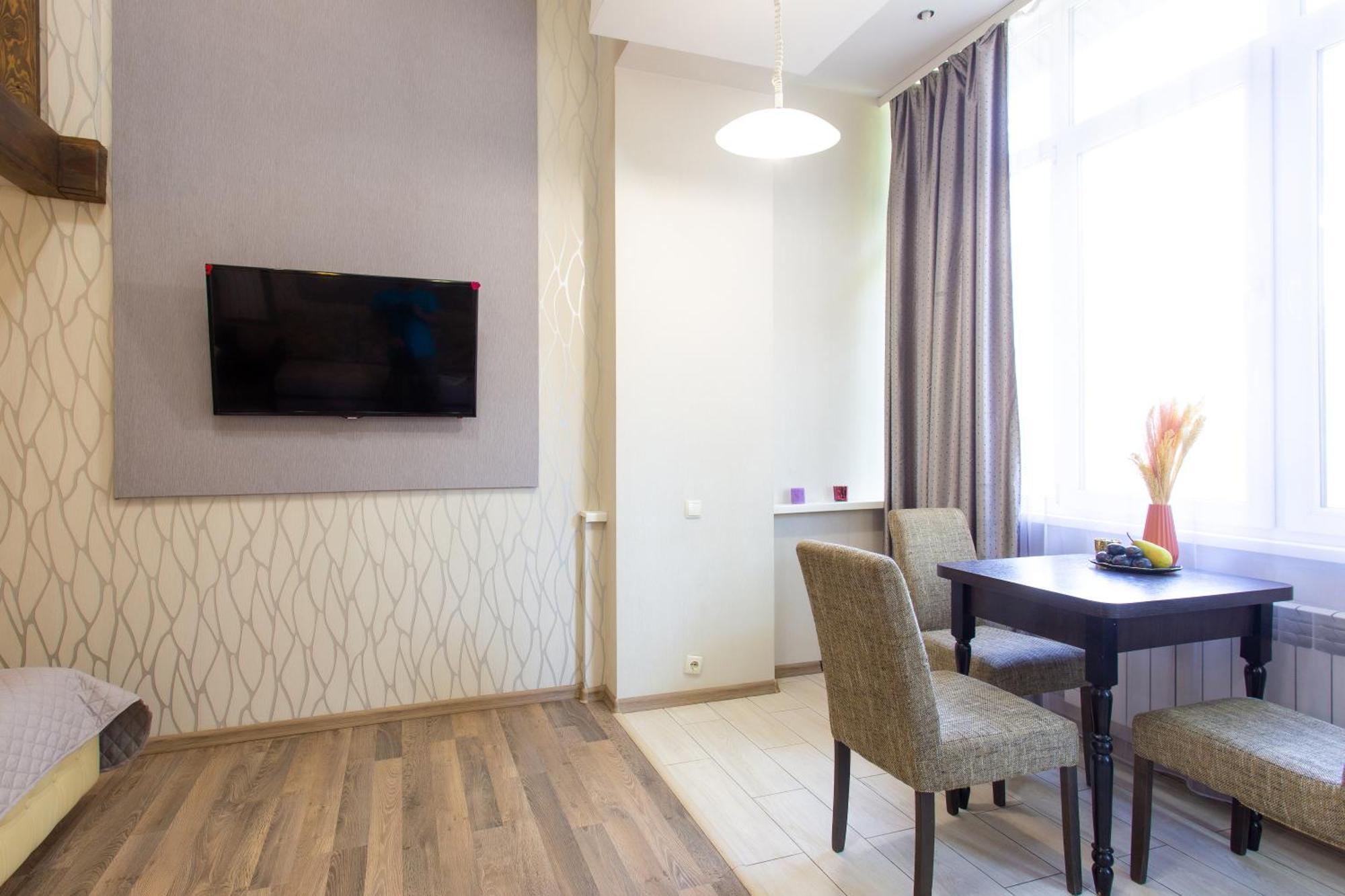 Royal Apartment On Pushkinskaya ハルキウ エクステリア 写真